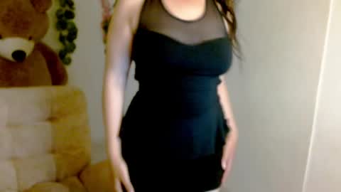 dakelyne142561 online show from April 29, 2026, 2:43 pm