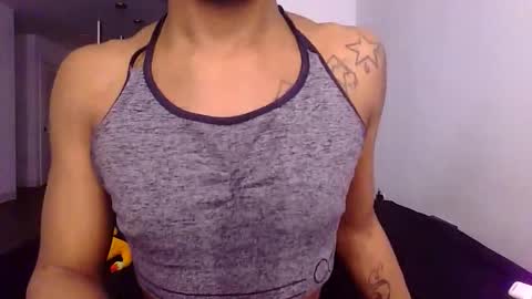 Twa online show from December 13, 2025, 10:04 pm