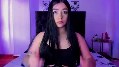dakostelee1_ online show from August 3, 2026, 7:50 pm