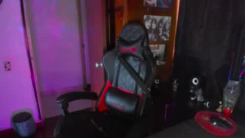 Dakota Crab online show from January 26, 2025, 6:58 pm