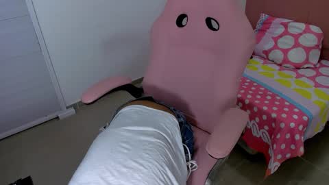 DAKOTA online show from December 21, 2025, 4:08 am