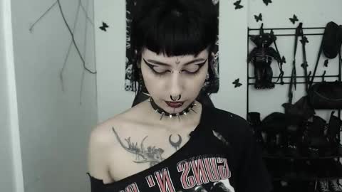 dakota online show from October 2, 2025, 3:13 am