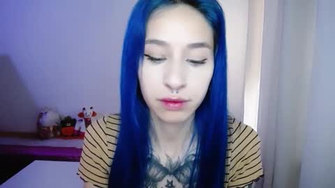 Maca online show from November 11, 2025, 1:44 pm