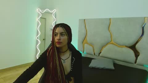 Snapshot of dakota_tay1 chatting on September 9, 2025, 12:05 pm Dakota online show from September 9, 2025, 12:05 pm