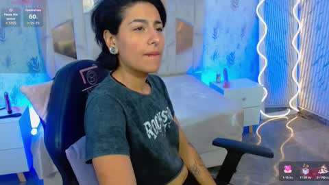 Snapshot of dakota_tay1 chatting on September 24, 2025, 11:46 am Dakota online show from September 24, 2025, 11:46 am