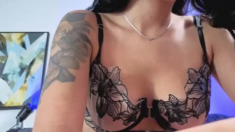 Snapshot of dakotaalee chatting on February 14, 2026, 2:47 pm Dakota online show from February 14, 2026, 2:47 pm