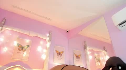 Snapshot of dakotasexshow2 chatting on February 26, 2025, 1:53 am Dakota Sex Show  online show from February 26, 2025, 1:53 am