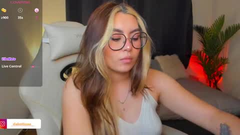 Snapshot of dakottaa__ chatting on May 21, 2026, 12:17 am dakottaa__ online show from May 21, 2026, 12:17 am