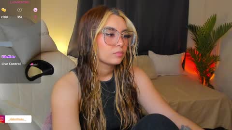 Snapshot of dakottaa__ chatting on May 31, 2026, 12:08 am dakottaa__ online show from May 31, 2026, 12:08 am