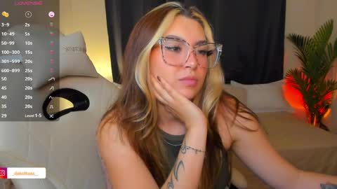 Snapshot of dakottaa__ chatting on June 5, 2026, 12:39 am dakottaa__ online show from June 5, 2026, 12:39 am