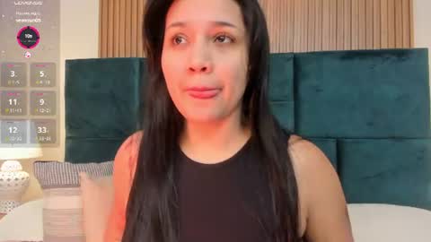 Snapshot of dalia_alissa chatting on July 7, 2026, 12:09 pm Violeta online show from July 7, 2026, 12:09 pm