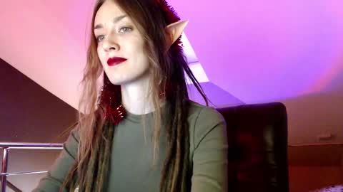 Dalia  online show from December 21, 2024, 10:39 am