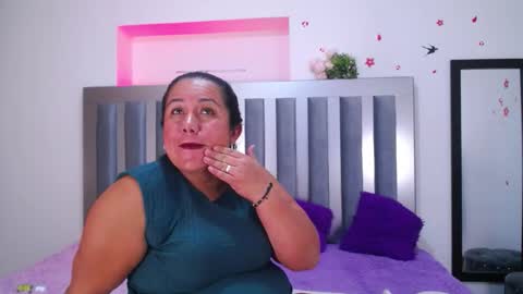   online show from October 16, 2025, 10:44 pm