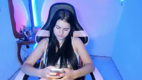 Dalia April online show from March 6, 2026, 3:47 am