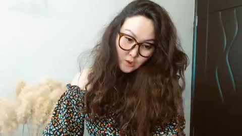 Snapshot of dalidayes chatting on January 11, 2025, 6:45 am Dali online show from January 11, 2025, 6:45 am