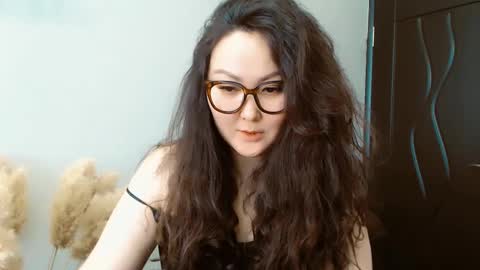 Snapshot of dalidayes chatting on January 18, 2025, 6:03 am Dali online show from January 18, 2025, 6:03 am