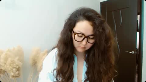 Snapshot of dalidayes chatting on September 11, 2025, 8:47 am Dali online show from September 11, 2025, 8:47 am