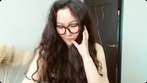 Snapshot of dalidayes chatting on November 13, 2025, 6:34 am Dali online show from November 13, 2025, 6:34 am