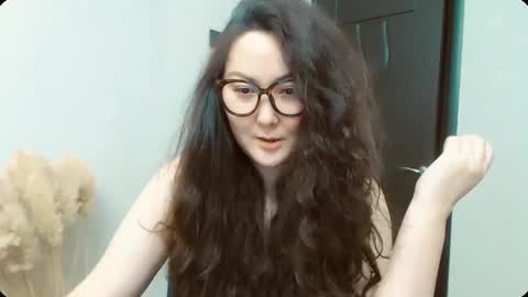 Snapshot of dalidayes chatting on December 14, 2025, 4:56 pm Dali online show from December 14, 2025, 4:56 pm