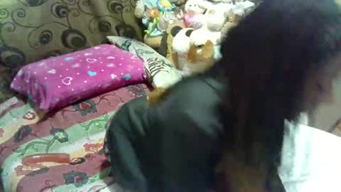 Snapshot of dalila_b chatting on October 31, 2025, 4:13 am Dali online show from October 31, 2025, 4:13 am