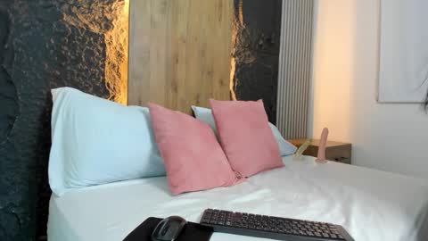 Snapshot of dalila_harris chatting on December 17, 2025, 7:31 pm D A L I L A online show from December 17, 2025, 7:31 pm