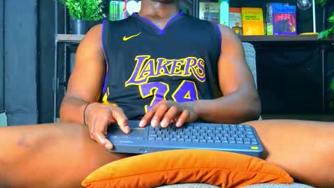 dalton_asher online show from November 11, 2025, 5:51 am