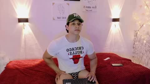 dalton_bigcock online show from April 12, 2026, 8:25 pm