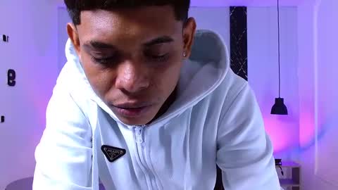 damar_felipe online show from October 23, 2025, 3:17 am