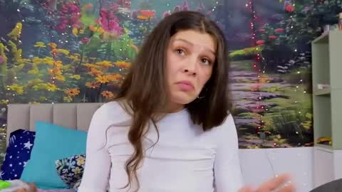 Snapshot of damedefeu chatting on January 25, 2025, 10:29 am damedefeu online show from January 25, 2025, 10:29 am