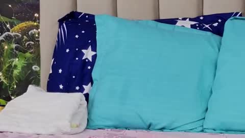 Snapshot of damedefeu chatting on January 27, 2025, 11:00 am damedefeu online show from January 27, 2025, 11:00 am