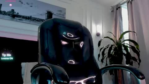 DAMIAN online show from April 9, 2026, 12:21 pm