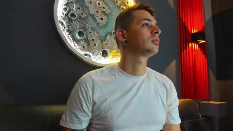 Damian Oliver online show from December 12, 2024, 9:08 am