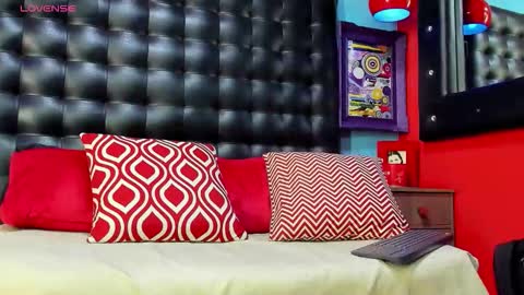 ---Damian--- online show from February 16, 2026, 1:18 pm