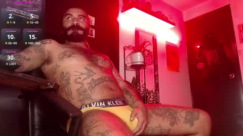 Snapshot of damian_darkside_ chatting on November 25, 2025, 3:06 am Damian online show from November 25, 2025, 3:06 am