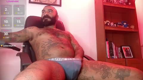 Snapshot of damian_darkside_ chatting on April 20, 2026, 1:41 am Damian online show from April 20, 2026, 1:41 am