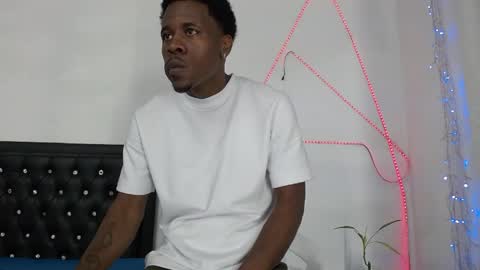 Snapshot of damian_hart10 chatting on May 7, 2026, 11:04 am damian_hart10 online show from May 7, 2026, 11:04 am
