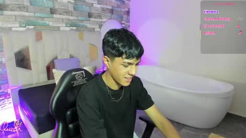 damian_tay online show from May 5, 2026, 12:13 pm