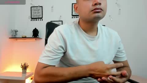 Snapshot of damianblazee chatting on May 27, 2026, 2:03 pm damianblazee online show from May 27, 2026, 2:03 pm