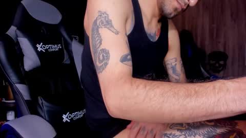 Snapshot of damiancox chatting on February 24, 2025, 7:19 pm Daamiancox online show from February 24, 2025, 7:19 pm