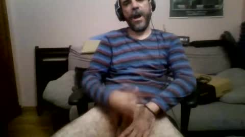 Snapshot of damianour chatting on October 27, 2025, 12:47 am damianour online show from October 27, 2025, 12:47 am