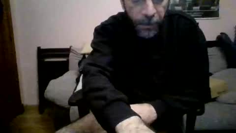 Snapshot of damianour chatting on November 10, 2025, 12:53 am damianour online show from November 10, 2025, 12:53 am