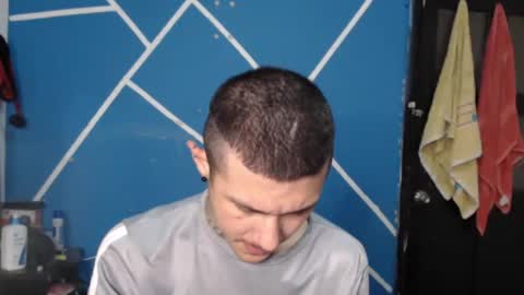 damiansexyboy69 online show from January 18, 2026, 1:31 am