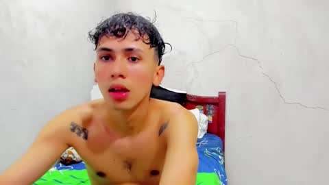 Snapshot of damien_444 chatting on September 16, 2025, 8:43 pm damien_444 online show from September 16, 2025, 8:43 pm