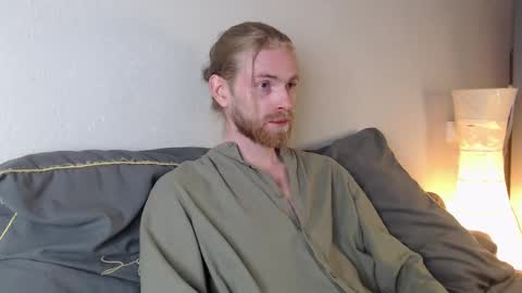 damien_diamond online show from October 3, 2025, 8:06 pm