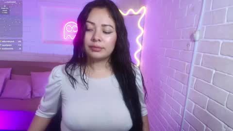 Snapshot of damii_tay chatting on March 1, 2025, 2:02 pm Damii online show from March 1, 2025, 2:02 pm