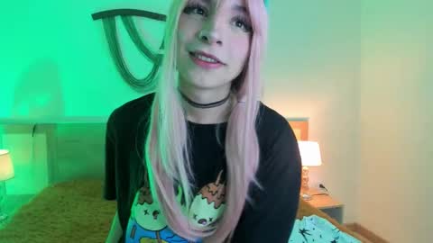 Snapshot of damiian20_ chatting on November 27, 2025, 12:18 pm Damian online show from November 27, 2025, 12:18 pm