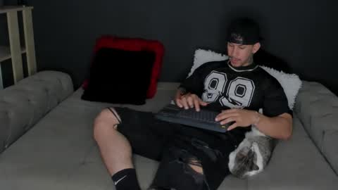 INSTAGRAM  DAMMIANMILLEROFICIAL online show from January 11, 2026, 11:59 am