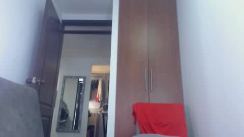 dammuscle online show from April 29, 2026, 5:17 pm