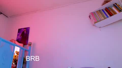 damn_milaa online show from November 6, 2025, 6:53 pm