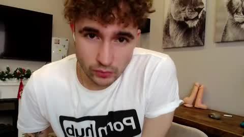 Snapshot of damon_522145 chatting on January 14, 2025, 6:34 am Alex online show from January 14, 2025, 6:34 am